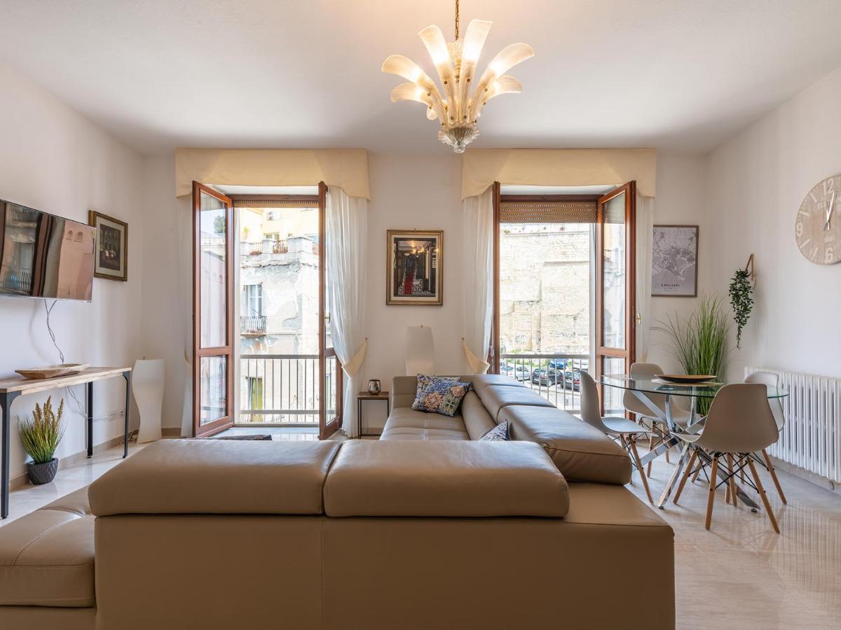 Apartment On Shopping Street Кальяри Экстерьер фото