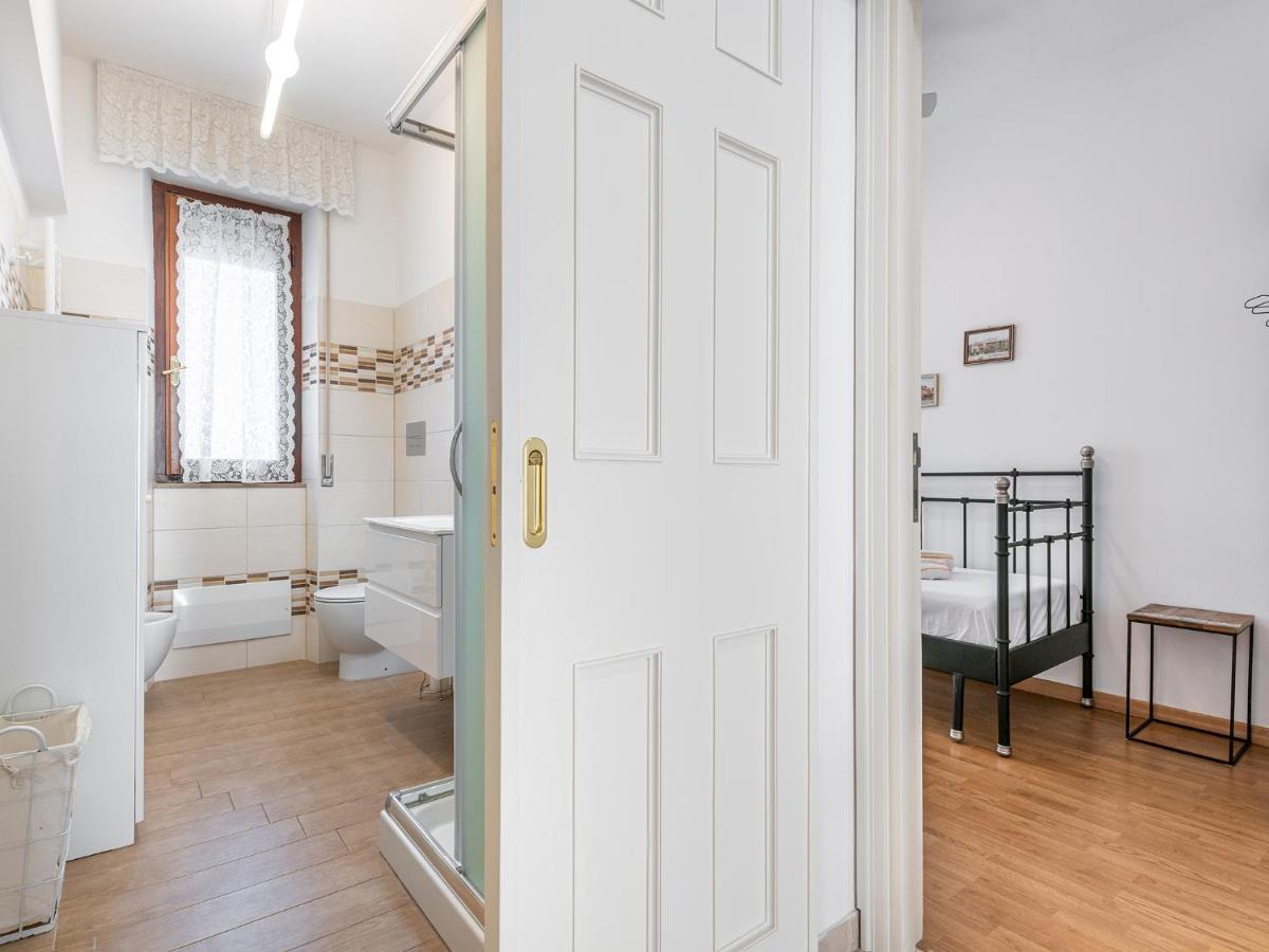 Apartment On Shopping Street Кальяри Экстерьер фото